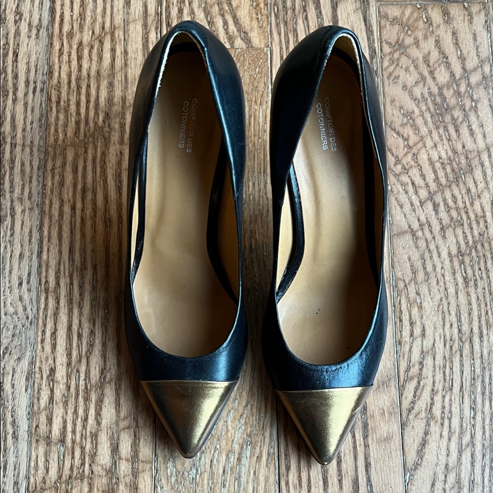Comptoir Des Cotonniers Black Heels with Gold Tips size 39 / 8.5